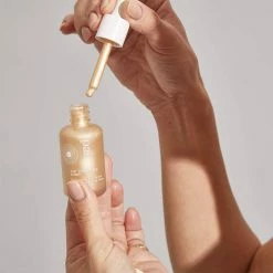 Impossible Glow Concentré Eclat Illuminateur Champagne 13 Impossible Glow Concentré Eclat Illuminateur Champagne -L:A Bruket Soldes 03 22 Encart Inspi champagne Impossible Glow Pai Skincare TINY