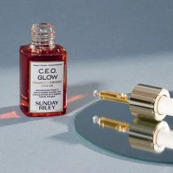 Sunday Riley C.E.O. Glow Vitamin C & Turmeric Face Oil Huile Visage Éclat -L:A Bruket Soldes 04 22 Encart Inspi CEO Oil Sunday Riley 200bac1d a6f6 4630 82f7 4f027ba4e286