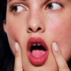 Le Velours Crème à Lèvres -L:A Bruket Soldes 3Velours Carre