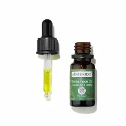 Αντίποδες Divine Face Oil Huile Visage Rosier Sauvage & Avocat 5 Αντίποδες Divine Face Oil Huile Visage Rosier Sauvage & Avocat -L:A Bruket Soldes DivineFaceOilHuileVisageRosierSauvage AvocatTailleVoyage