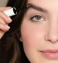 Brow Gel Gel Sourcils -L:A Bruket Soldes ILIAEssentialBrowGel M 3