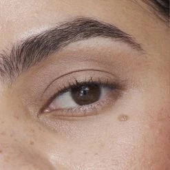 Liquid Powder Matte Eye Tint Fard à Paupières Crème Mat 40 Liquid Powder Matte Eye Tint Fard à Paupières Crème Mat -L:A Bruket Soldes Liquid Powder Matte Comparision Grid CORK