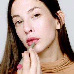 Crayon à Lèvres Crème Satin -L:A Bruket Soldes Miniature Video Fiche produit Crayon Satin Creme ILIA