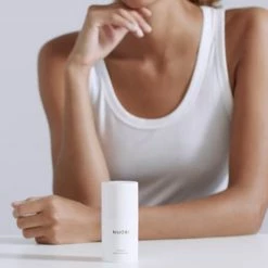 Supreme Moisture Mask Masque Hydratant Suprême -L:A Bruket Soldes Photo video suprerme moisture mask