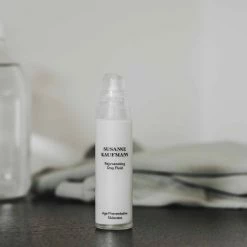 Rejuvenating Day Fluid Fluide De Jour Revitalisant 5 Rejuvenating Day Fluid Fluide De Jour Revitalisant -L:A Bruket Soldes rejuvenating day fluid susanne kauffman