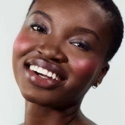 RMS Beauty ReDimension Hydra Powder Blush -L:A Bruket Soldes visuel modele blush rms Sangria